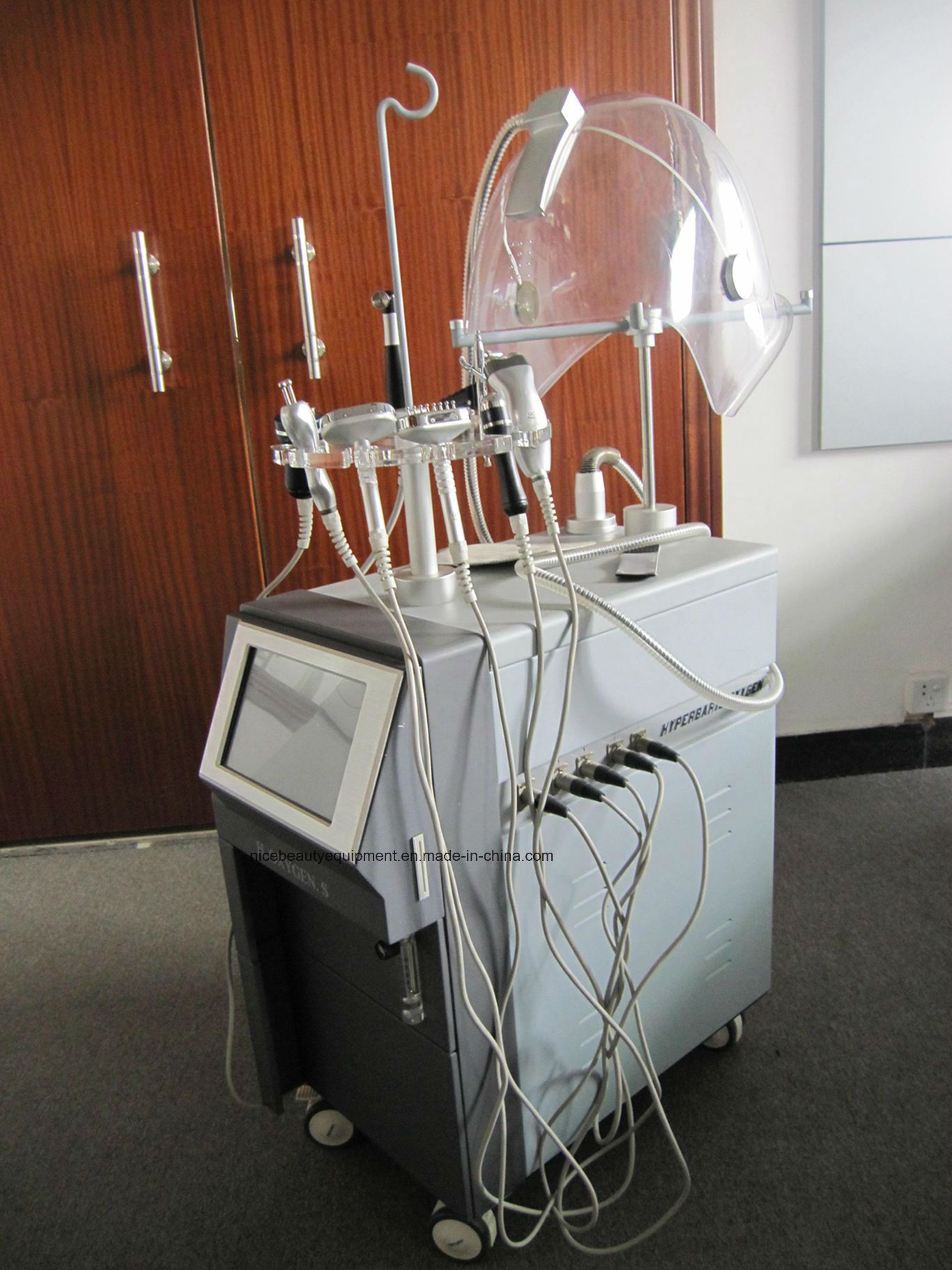 Hyperbaric Oxygen Jetpeel Facial Machine for Skin Rejuvenation